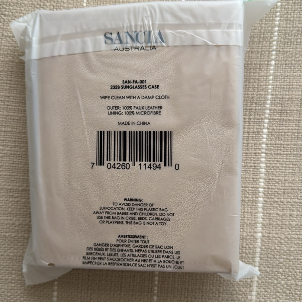 NWT SANCIA SUNGLASS CASE (THREE COMPARTMENTS) - Picture 6 of 8